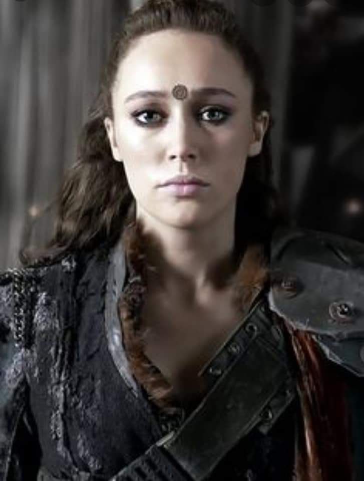 Fandom_shipper4's tweet photo. God 95 MONTHS without Lexa, I wasn’t over it then I’m definitely not over it now. 
#maywemeetagain ♾️ https://t.co/EUzcbvtkCr