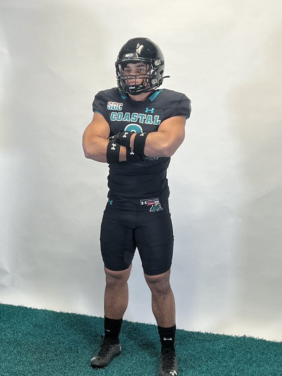 Had a great day at Coastal Carolina 🏝️. Will be back soon 👌🏽<a href="/xdye21/">Xavier Dye</a>  <a href="/CoachTTrickett/">Travis Trickett</a> <a href="/CoachMattPearce/">Matt Pearce</a> <a href="/KyleWSteinhoff/">Kyle Steinhoff</a>