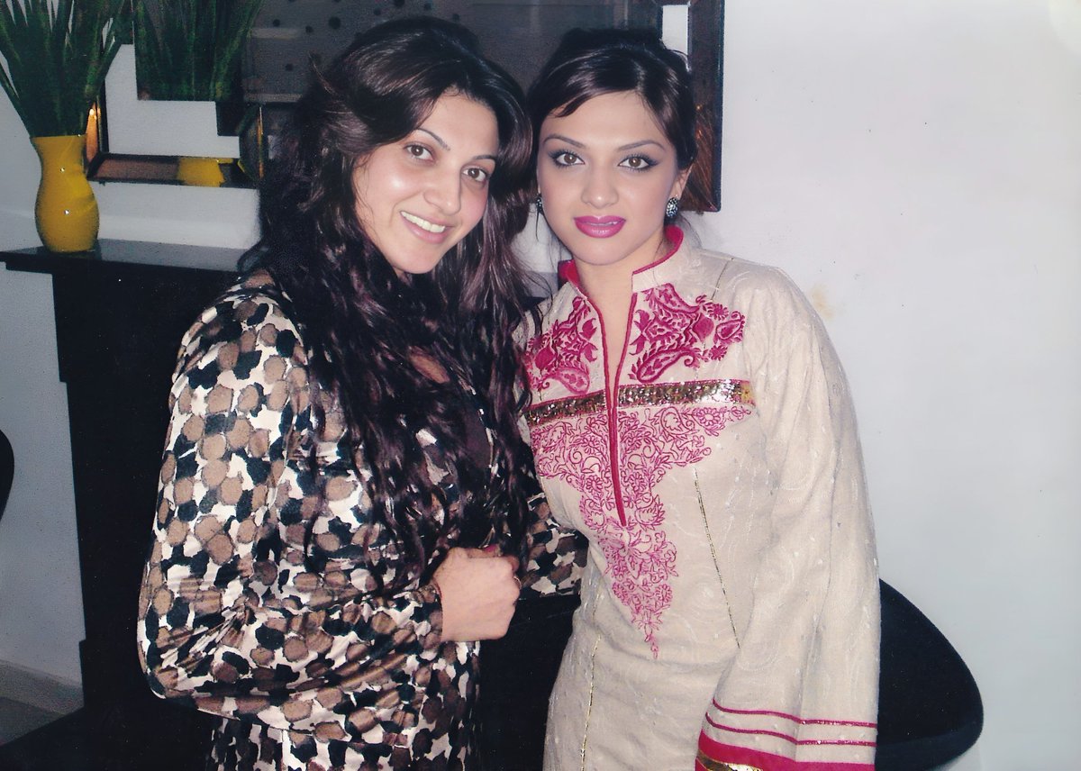 SANA (@sanasensation) on Twitter photo Together, we make the perfect blend of sisterhood and friendship. ☕👯♀️
<a href="/EbbaQ/">Ebba Qureshi</a>
#SANA #FriendshipGoals #sisterhood #Memories Together, we make the perfect blend of sisterhood and friendship. ☕👯♀️
<a href="/EbbaQ/">Ebba Qureshi</a>
#SANA #FriendshipGoals #sisterhood #Memories