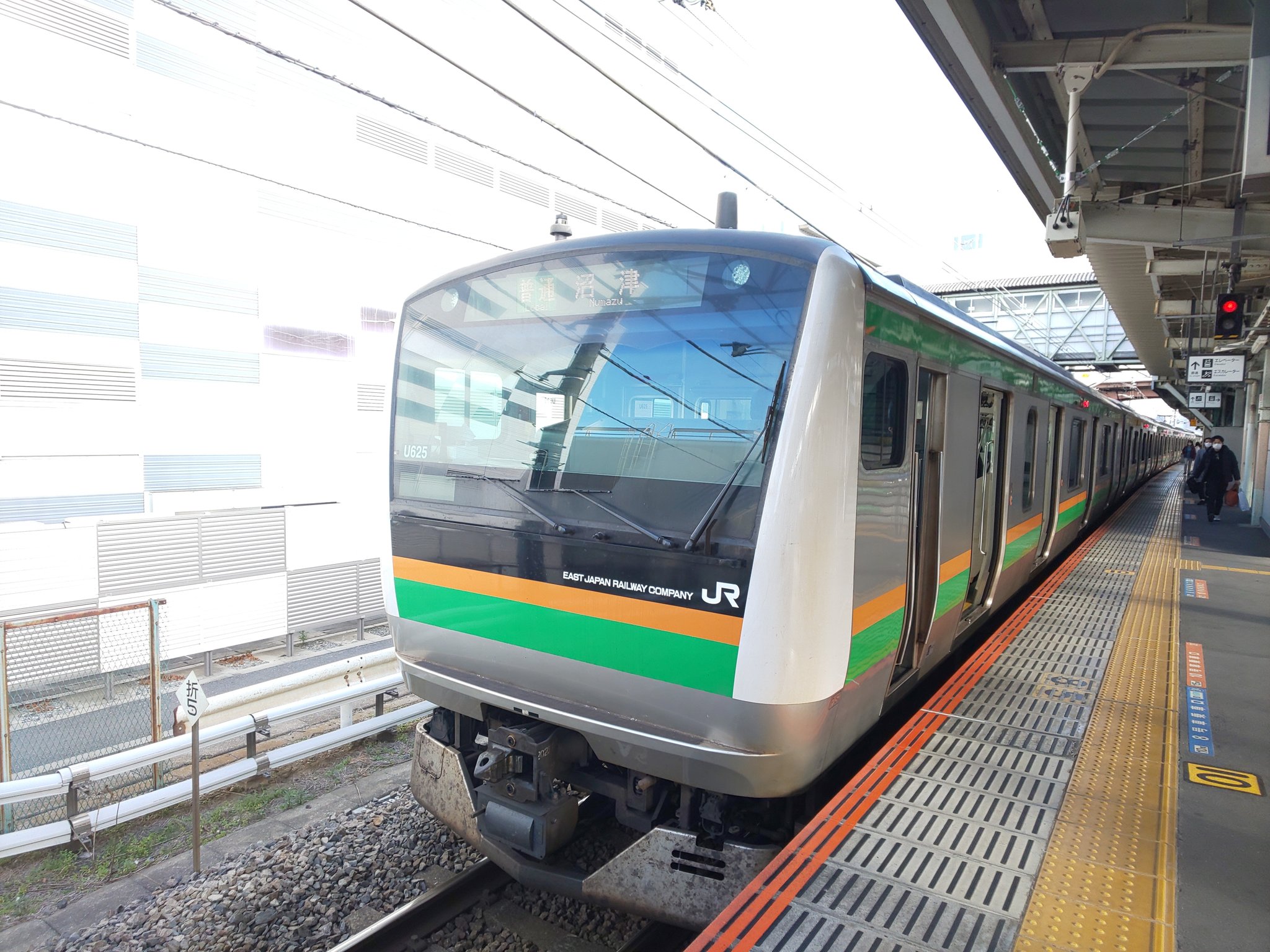 八トタ على X: 