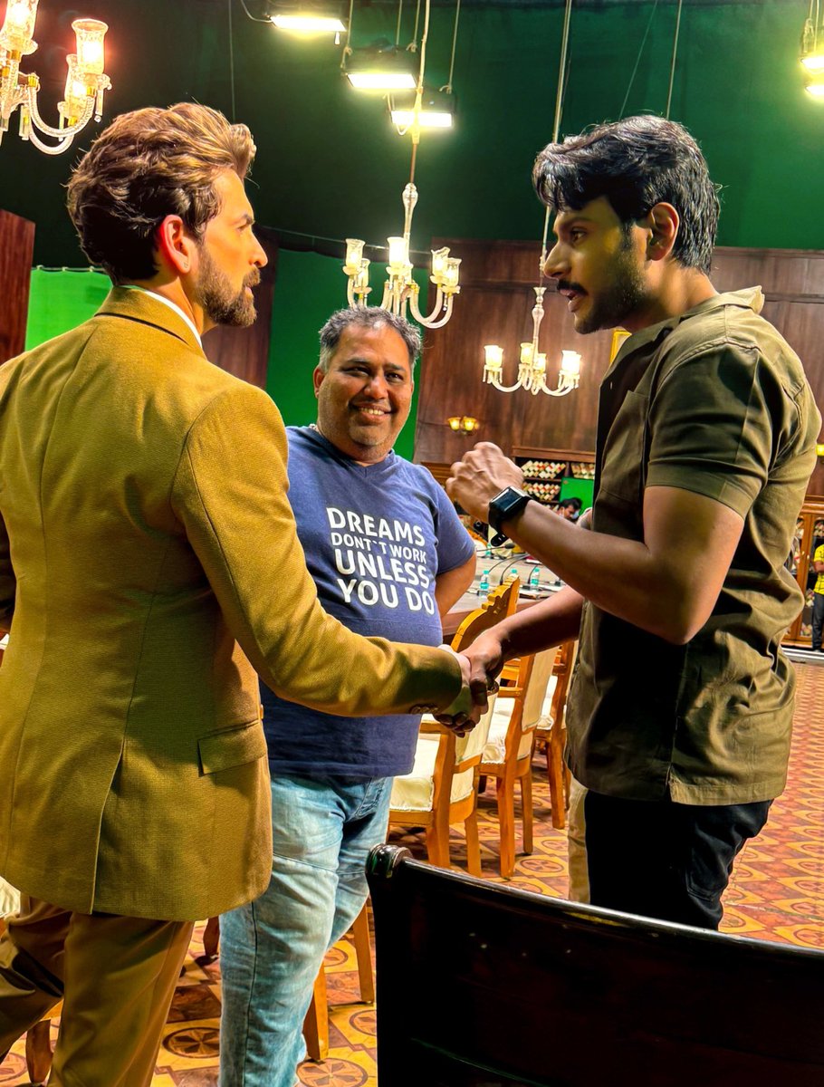 filmcrazymedia's tweet photo. The versatile performer @NeilNMukesh wraps his first power-packed schedule of #MaayaOne with flair and is all excited for the next grueling schedule 👍

A @icvkumar directorial
Music by @Music_Santhosh

@sundeepkishan @akansharanjan @AnilSunkara1 @dopkthillai @AKentsOfficial https://t.co/GROv5gmgml