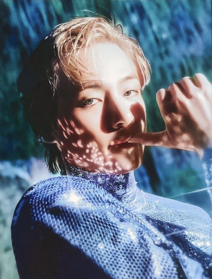 taekook_IDN's tweet photo. Taehyung telah melampaui 2,2 miliar streaming pada profil solonya sebagai seorang solois di Spotify.

CONGRATULATIONS TAEHYUNG https://t.co/RqqCA4eVqh