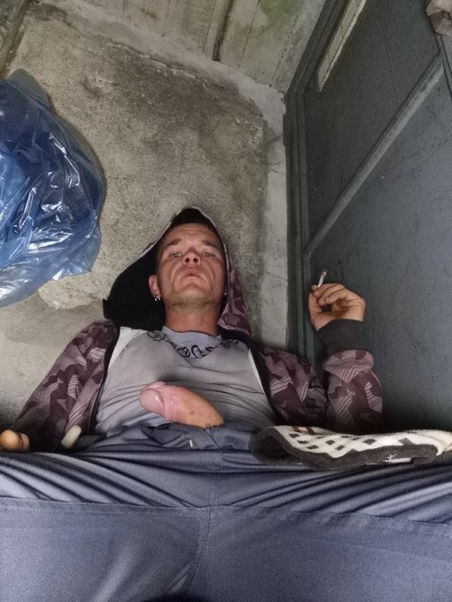 Appena sveglio 😴❤️ https://t.co/2INkj8Xgjt