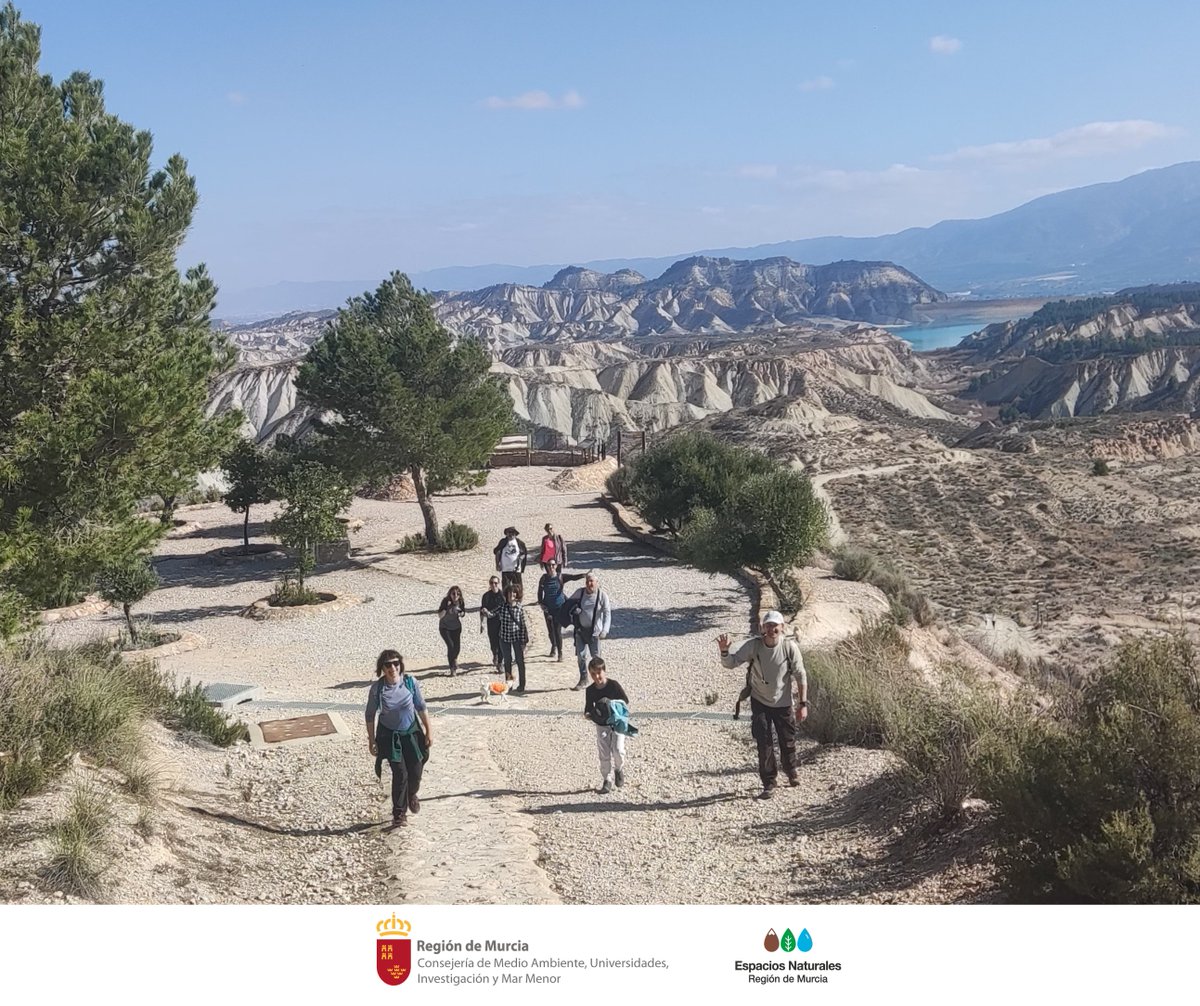 SierraEspunaPR's tweet photo. Celebramos el #DíaMundialDeLosHumedales con una agradable #RutaGuiada al embalse de Algeciras, un #Humedal escondido entre los áridos #BarrancosDeGebas ⛰️ ⛰️

#HumedalesYBienestarHumano #REDEEA #GraciasHumedales https://t.co/t5ewGxLT4s
