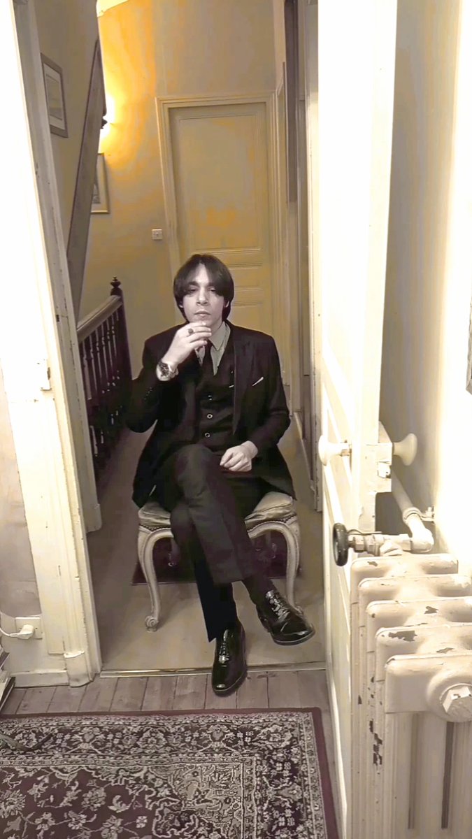 Ciel_PthWindsor's tweet image. His Royal Highness the young Christ Prince and Earl Maxwell/Ciel/James Christ-Mitford invites you to enjoy a cup of tea in the great drawing room of his mansion #youngmodel