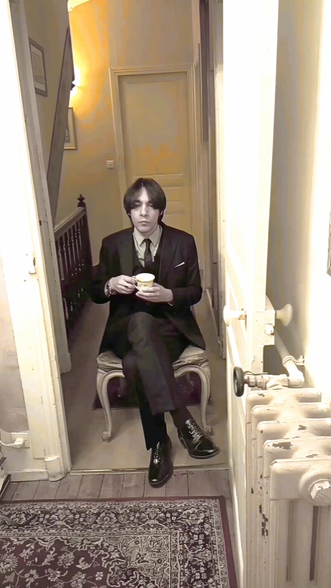 Ciel_PthWindsor's tweet image. His Royal Highness the young Christ Prince and Earl Maxwell/Ciel/James Christ-Mitford invites you to enjoy a cup of tea in the great drawing room of his mansion #youngmodel