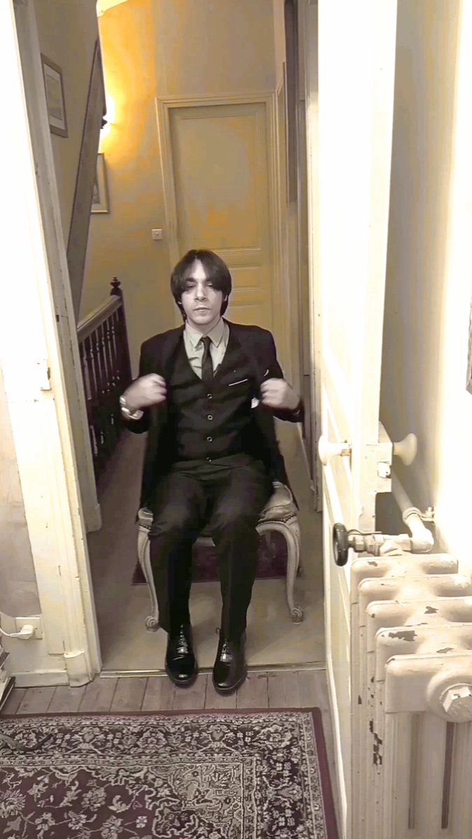 Ciel_PthWindsor's tweet image. His Royal Highness the young Christ Prince and Earl Maxwell/Ciel/James Christ-Mitford invites you to enjoy a cup of tea in the great drawing room of his mansion #youngmodel