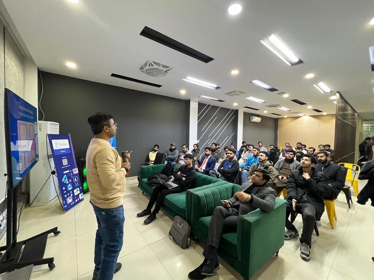FlutterLahore's tweet image. Highlights from yesterday&apos;s #FlutterLearnfromExperts 🎉

Thank you everyone for showing up. It was pleasure hosting you at TecHub. Can&apos;t wait for many more such future events 🤩

#flutter #flutterdevelopers #flutterlahore #fluttercommunity