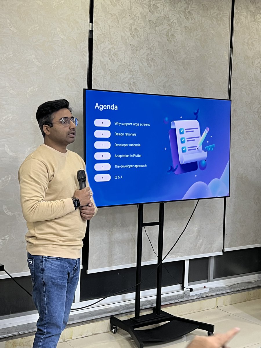 FlutterLahore's tweet image. Highlights from yesterday&apos;s #FlutterLearnfromExperts 🎉

Thank you everyone for showing up. It was pleasure hosting you at TecHub. Can&apos;t wait for many more such future events 🤩

#flutter #flutterdevelopers #flutterlahore #fluttercommunity