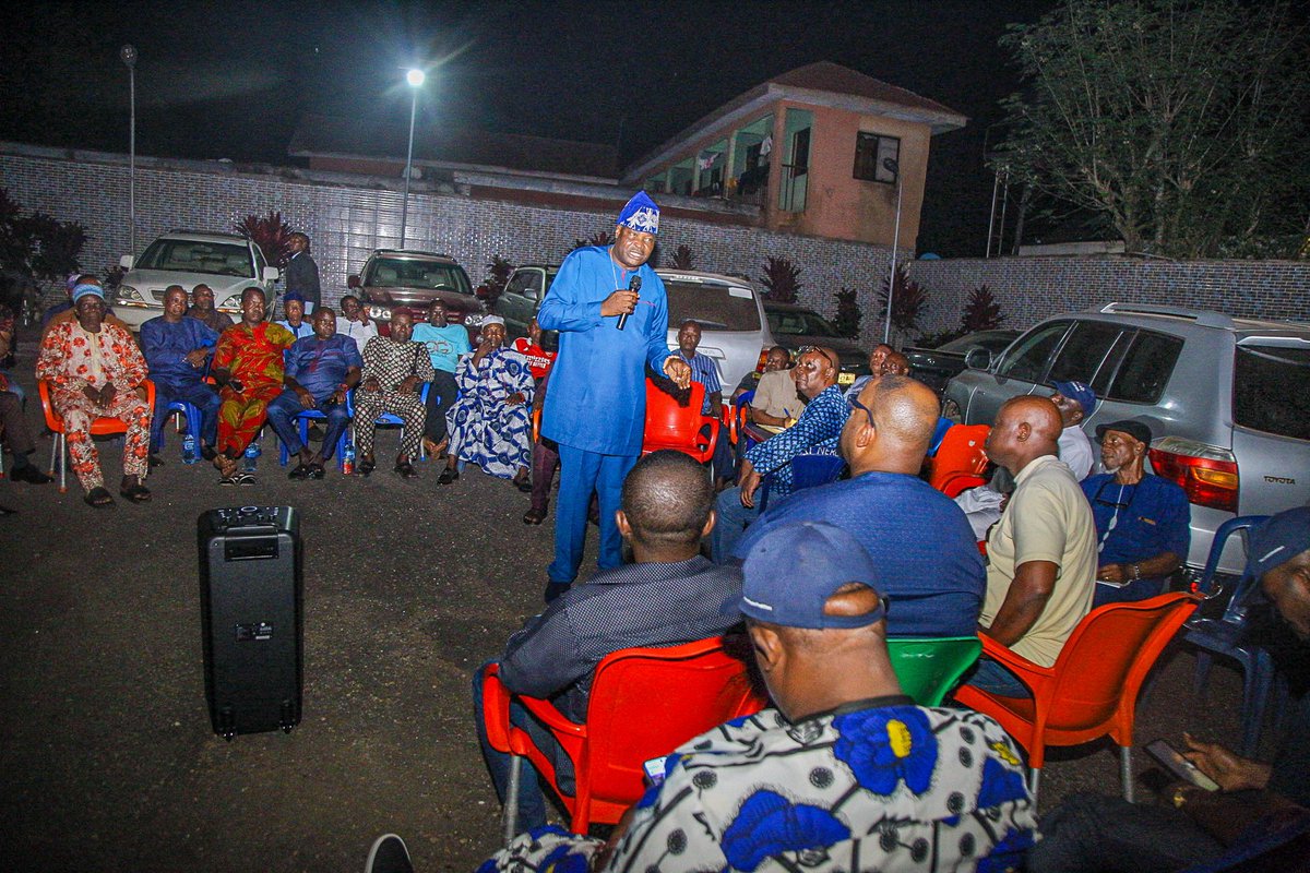 I had a productive session with the Edo Central Senatorial Leaders of the Labour Party <a href="/NgLabour/">LabourPartyNG</a> where I shared my aspirations and vision for Edo State.

Their insights, perspectives, and guidance are invaluable as we work together to create positive change. 
Excited for the