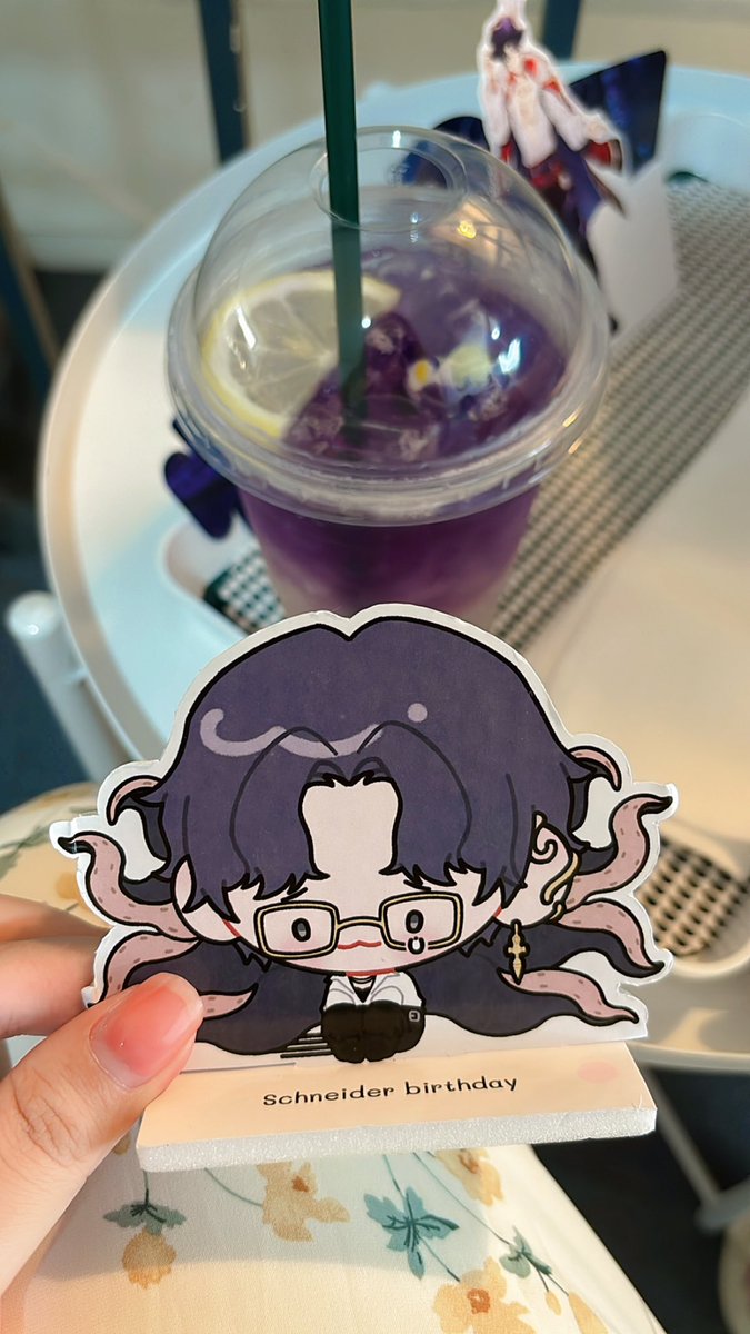 Windyxcooler's tweet photo. แวะมาหาเฟื่อนสนิทค่ะ  #TheWhisperCafe https://t.co/hv8v0S4D8L