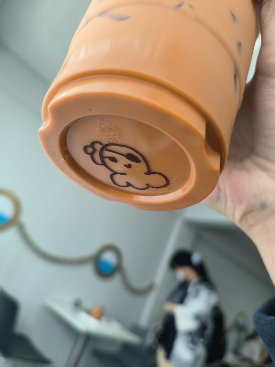 Beep_Peep0's tweet photo. ดวงหมึกของแทร่ค่ะ เค้กกับชาไทยคือดี อร่อยมากๆ สตาฟใจดีสุดๆๆ
#TheWhisperCafe https://t.co/7iet2z0UF8