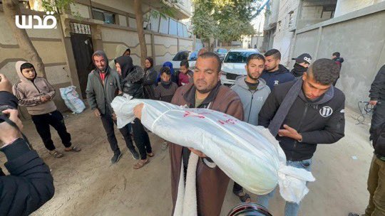 swilkinsonbc's tweet photo. The israeli attack on Rafah in Gaza, as usual, slaughters mostly women, mothers &amp; children: israeli evil is consuming the world @Palestinecapti1 https://t.co/8J15hMwXwB