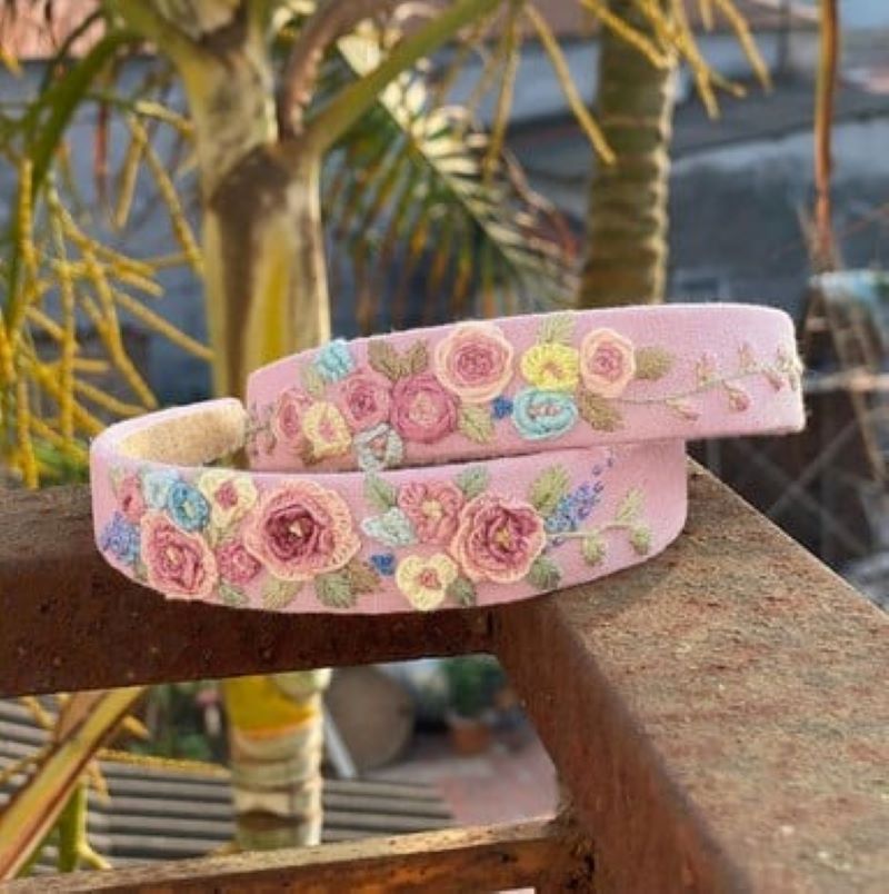 SelazioUs's tweet photo. 🌟 Elevate your everyday style with our chic and versatile Headbands! From casual vibes to classy looks, these headbands add the perfect touch. Discover endless styling possibilities! https://t.co/wKvY4GUiIn