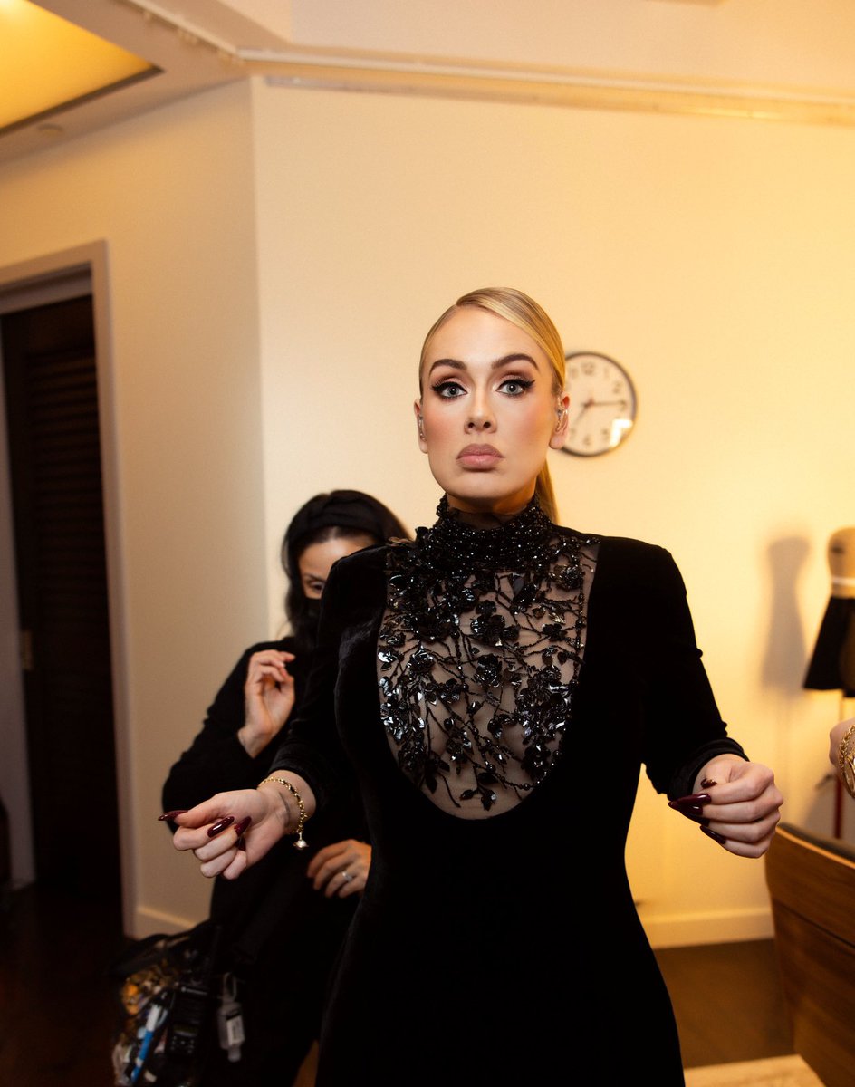 adeledrinkswine's tweet image. you know                               how the time flies