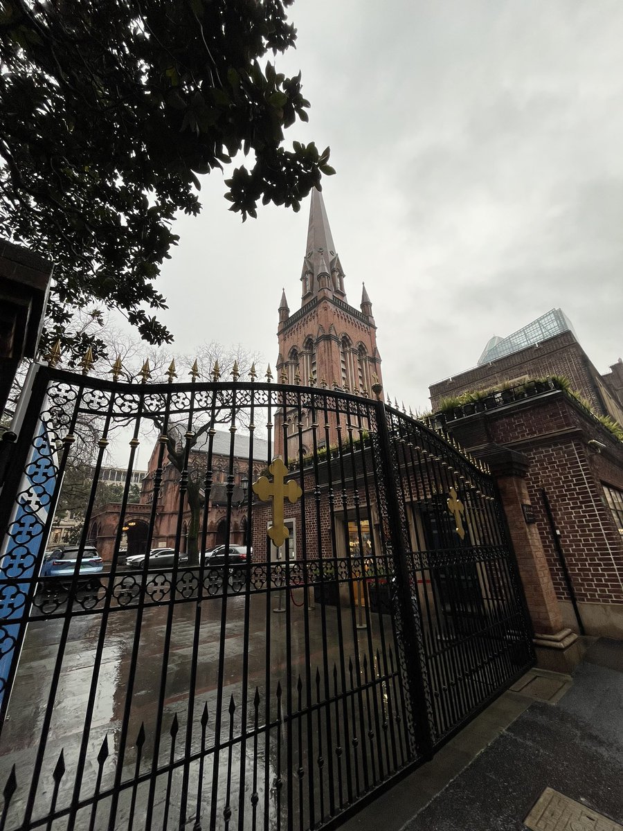 juliansutcliffe's tweet photo. Really special experience being able to visit the church (Holy Trinity Shanghai) where my grandfather and great grandparents lived and worked in Shanghai nearly 100 years ago - thanks so much to @HistoricSH for organising! https://t.co/qWoM5tMqi0