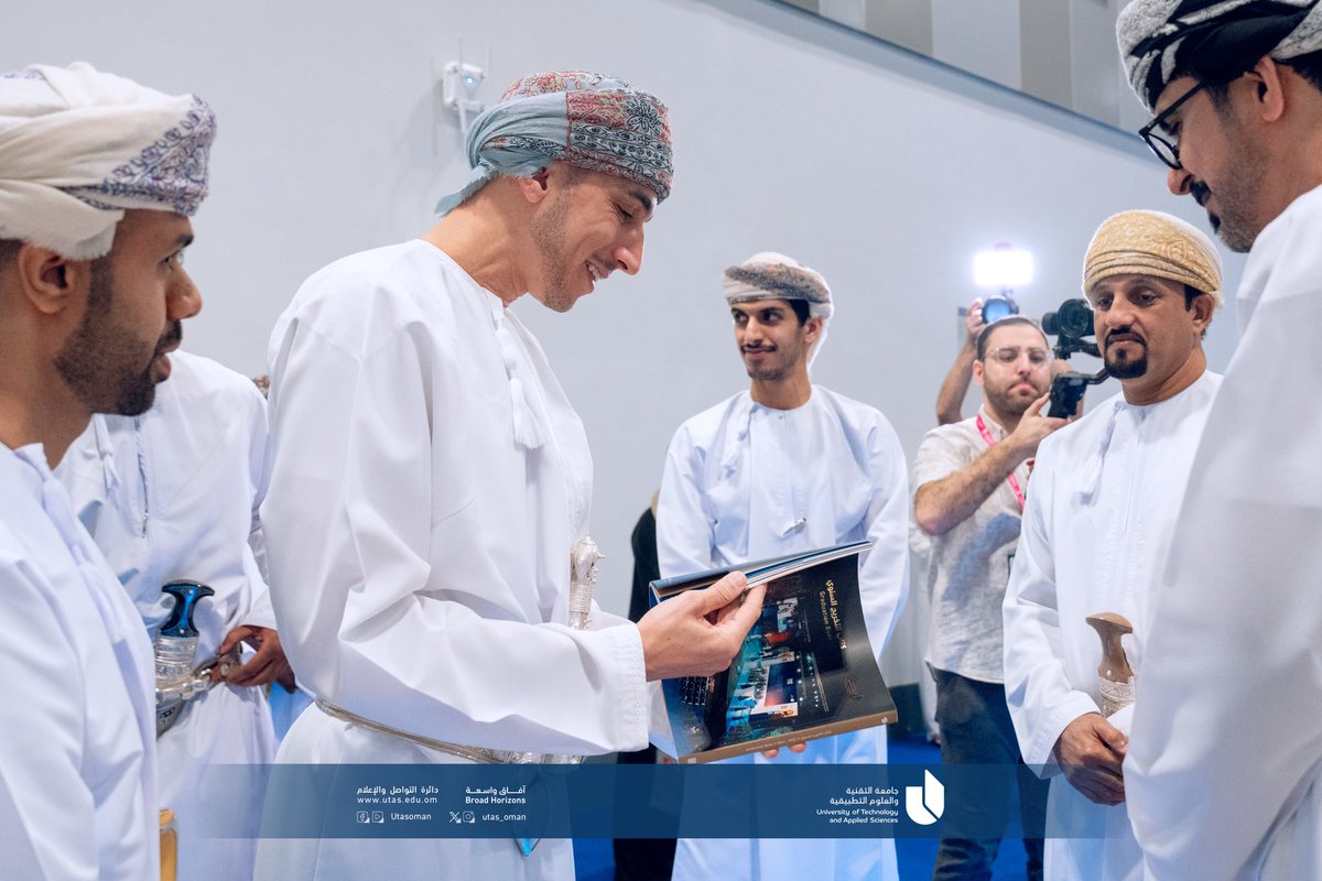 utas_oman's tweet photo. #جامعة_التقنية_والعلوم_التطبيقة شريك التكنولوجيا والعلوم التطبيقية في النسخة الـ23 للمعرض العالمي للتعليم العالي #جدكس_عمان 2024، والذي يقام في الفترة 4 - 6 فبراير.

يقدم ركن الجامعة في المعرض تعريفًا بالجامعة، وكلياتها، وفروعها، وبرامجها الأكاديمية.

#آفاق_واسعة https://t.co/w6aa7d3LOS