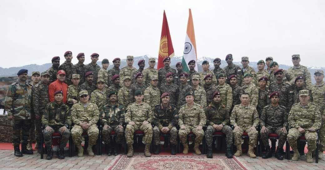 #KHANJAR_2024

The Joint Special Forces Exercise #KHANJAR between #India &amp; #Kyrgyzstan. The exercise facilitated synergy in the conduct of Special Operations and strengthened the understanding &amp; Armed Forces.

#IndiaKyrgyzstanFriendship🇮🇳🇰🇬
#IndianArmy
#GarhwalRifles03