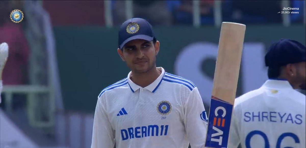 mufaddal_vohra's tweet photo. WELCOME BACK, SHUBMAN GILL...!!! ⭐

What a brilliant century against England in the 3rd innings when India needed the most. The most important knock for Gill, he's perfectly stepped up and delivered. 🫡 https://t.co/MCFPG4Qj1L