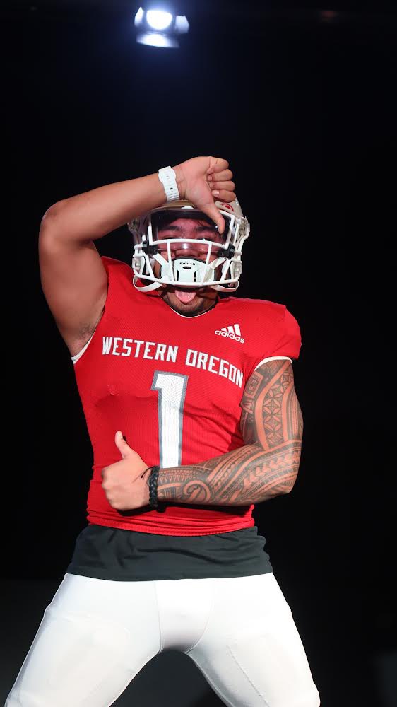 elijah_pula's tweet photo. After a Great Official Visit I’m blessed to have received an offer from Western Oregon University! 
@MattOverlin @CoachManningWOU @MaluStrength @CoachDomser @CoachSwei @BrandonHuffman https://t.co/o5DlklEt8y