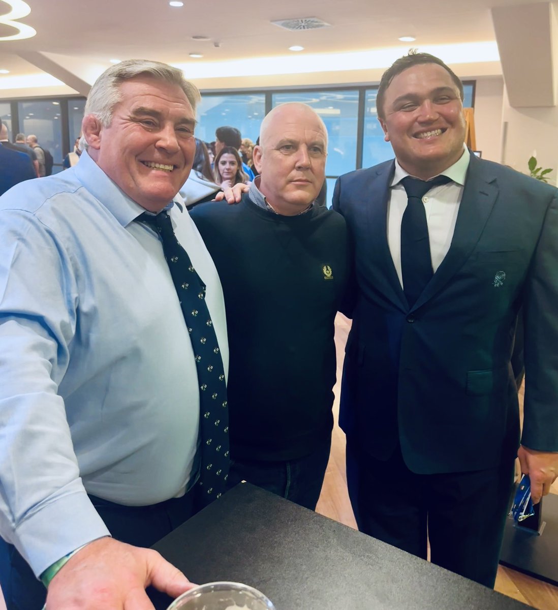 Congratulations to @J_George2 on his 100% win record as @EnglandRugby captain in Rome! And thank you for the pic with my little brother (who refuses to smile) on his 50th Birthday @russellleonard9