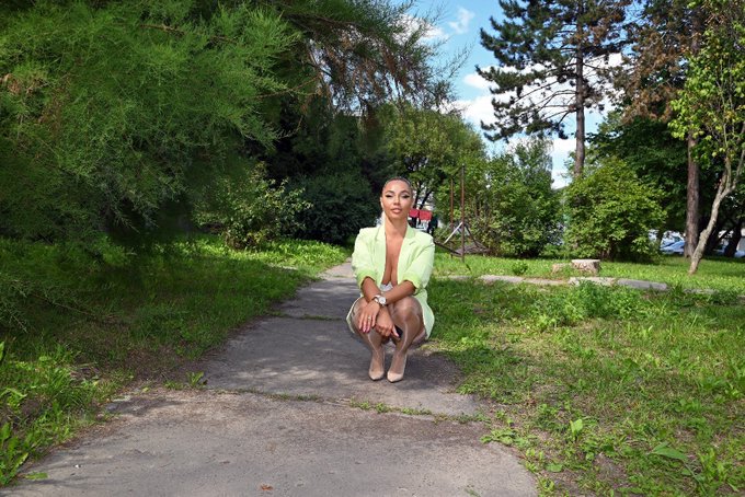 Good morning 😊 I am looking for my kitten.  Please come to my secret ㊙️ room now: @lexas_secret_room