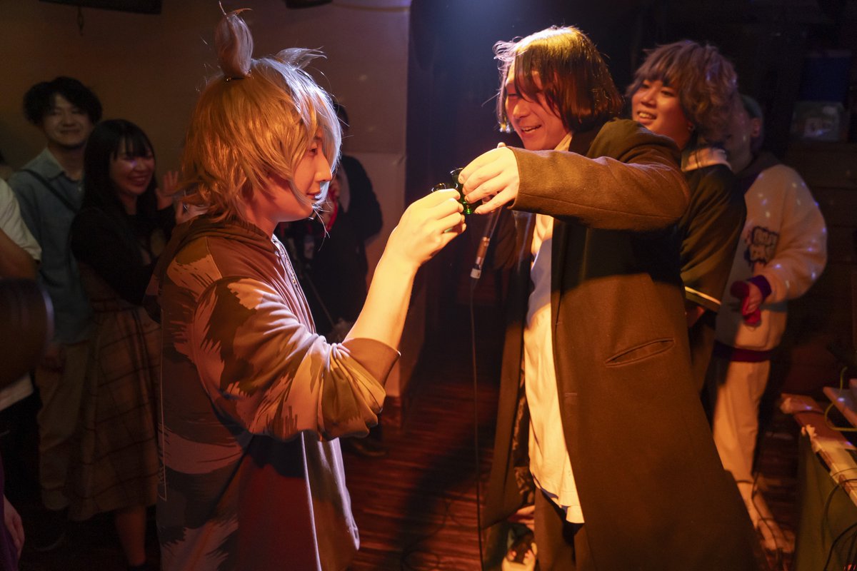 べる🔕 tweet media