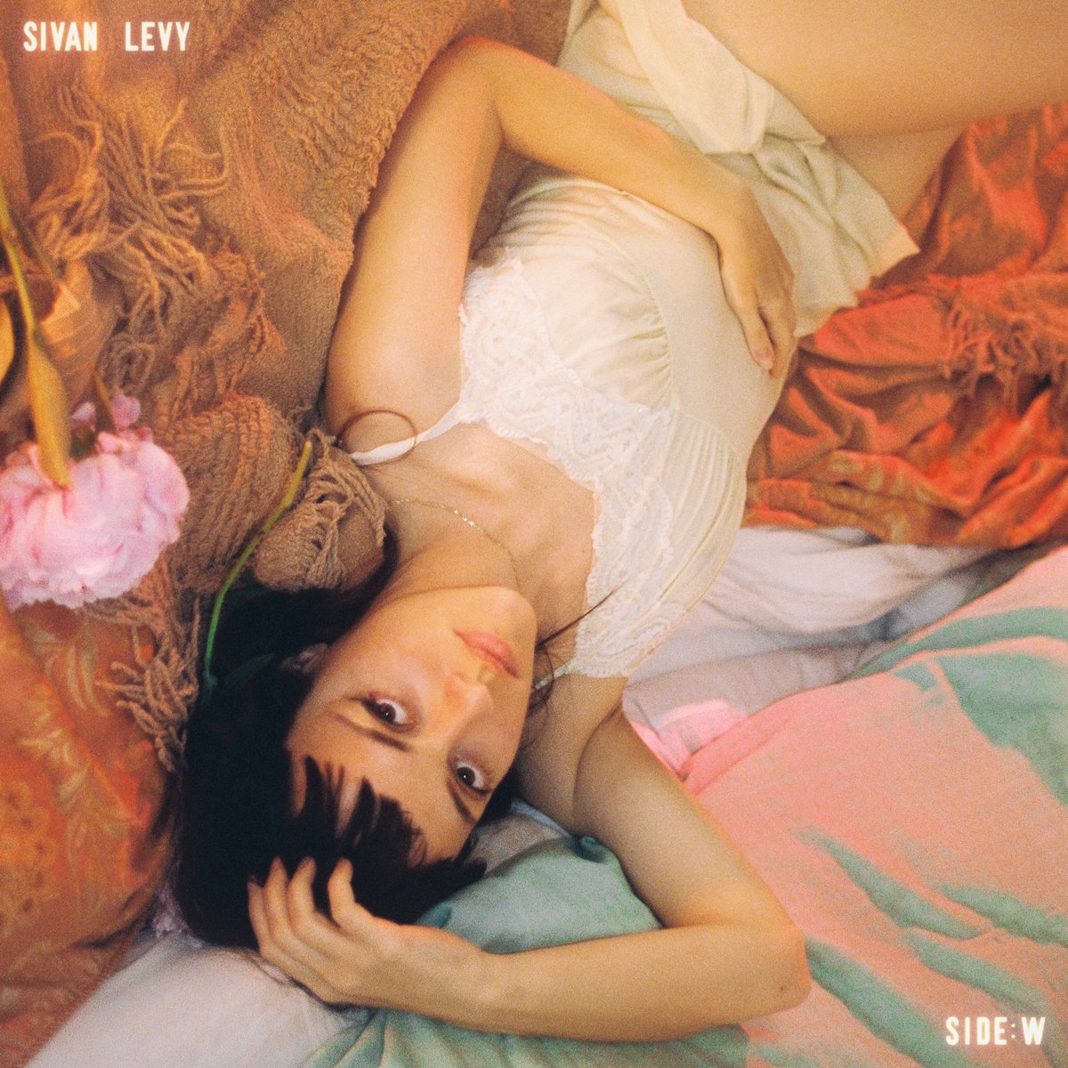 SIDE:W is out now! 

ffm.to/side_w