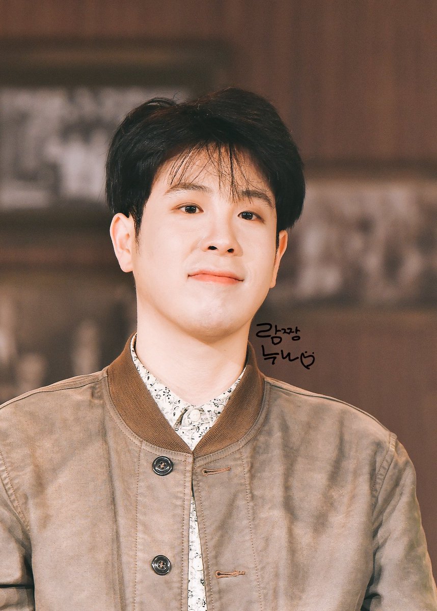raming8989's tweet photo. 안녕,새미😏

#블락비 #피오 #극단소년 #표지훈 https://t.co/a9oMx6DN0L