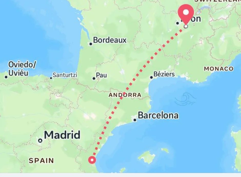 IES Els Évols tweet media