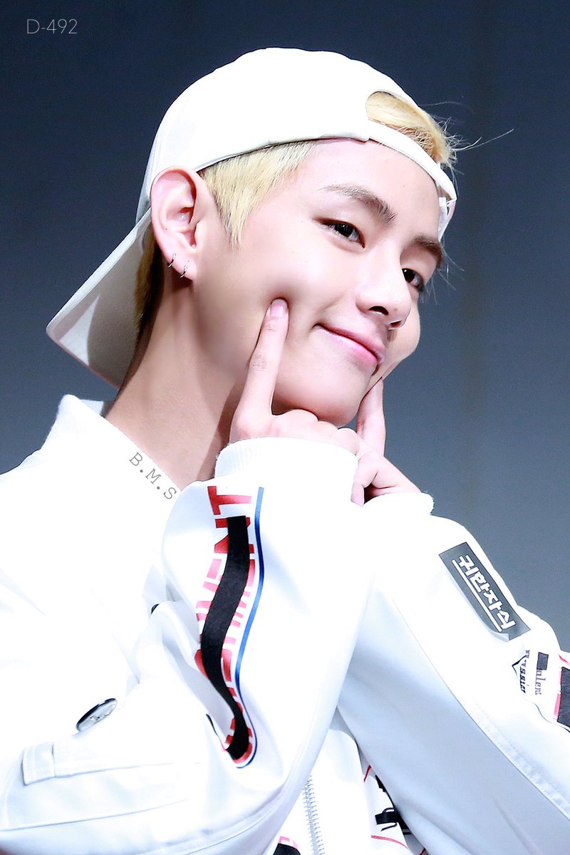 ByMySide∞KookV tweet media