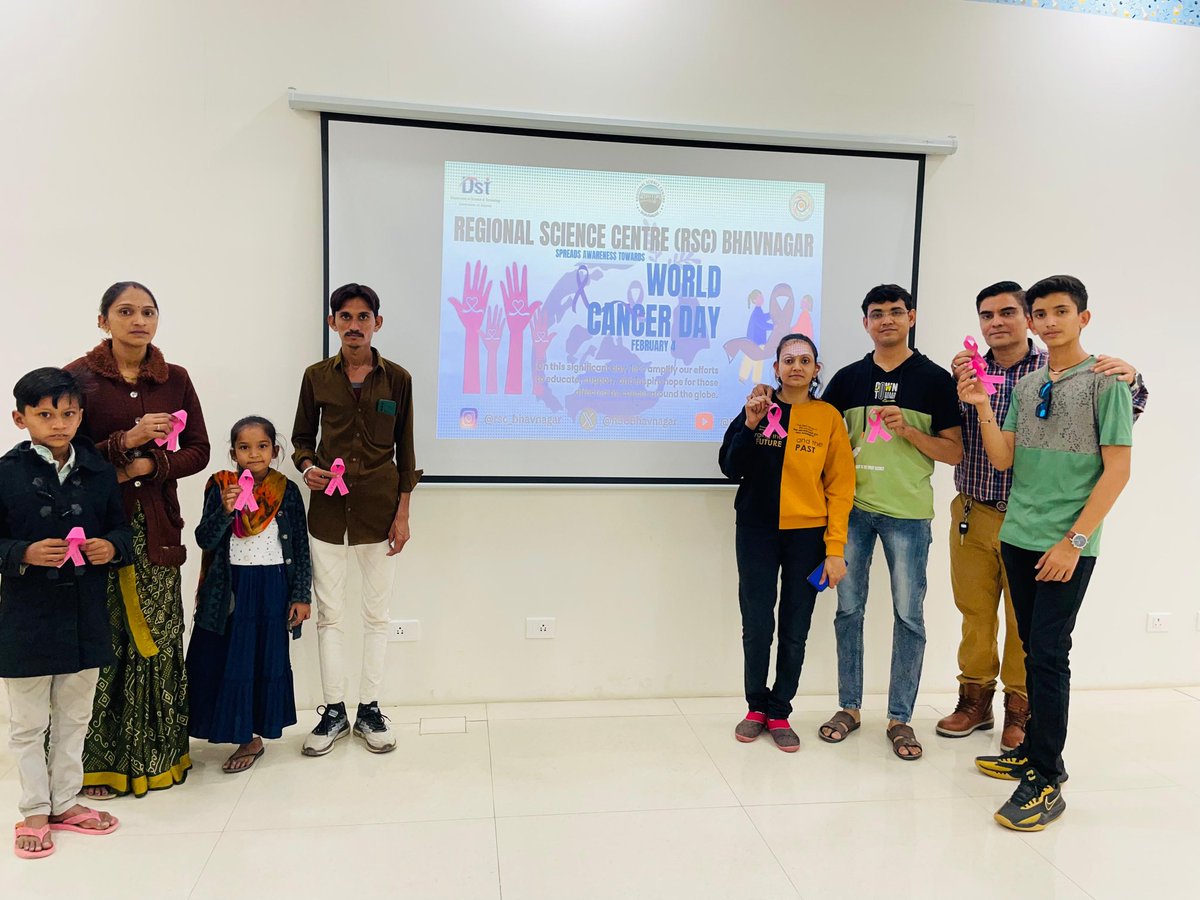 🔬 Exciting day at the Regional Science Center bhavnagar celebrating #WorldCancerDay! 🌟 Empowering discussions, informative exhibits, and a united front against cancer. Together, we strive for a future free from this disease. 💪🎗️ #CancerAwareness #ScienceForChange