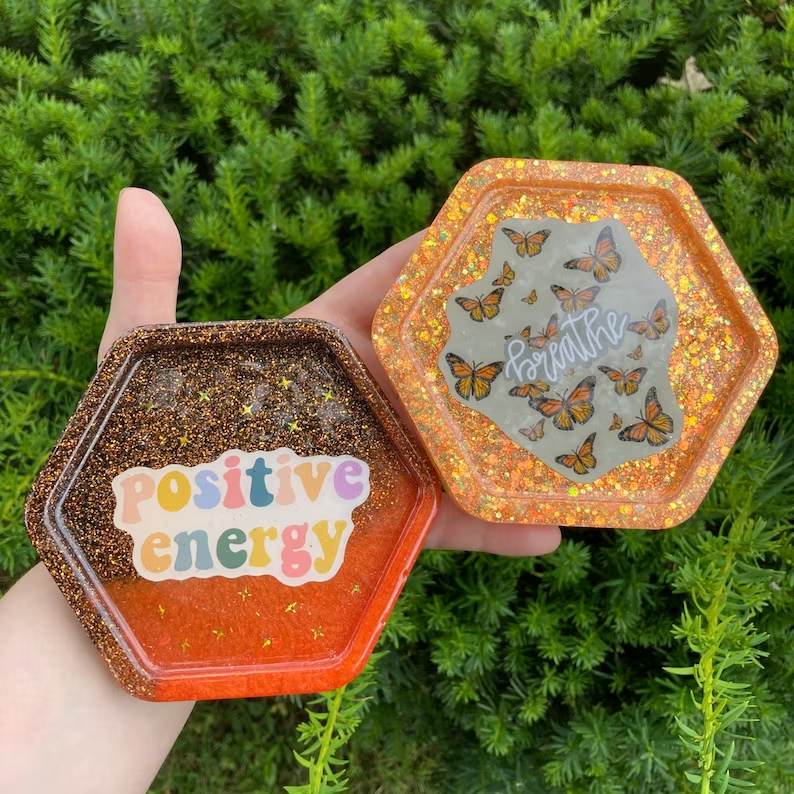 loopcoopshop's tweet photo. orange art https://t.co/BeOK13dlEJ