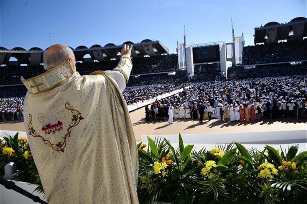 giannivalenteGV's tweet photo. Cinque anni fa il Viaggio di #PapaFrancesco negli https://t.co/XVXBllMLNa Vescovo Martinelli: nel nostro tempo stavolta dalle guerre, il Documento di Abu Dhabi appare sempre più profetico @manutulli @iscaramuzzi @SalvoCernuzio @jmguenois @PhilipPullella 
https://t.co/cO95LbUN6d https://t.co/anzD3DOtLH