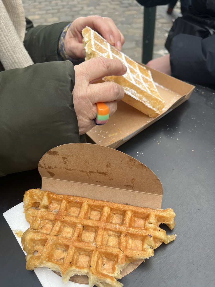 On this week’s programme <a href="/SheilaDillon/">Sheila Dillon</a> goes searching for ‘authentic’ food experiences in a globalised world in Nashville, Brussels and Bristol with <a href="/ZachStafford/">Zach Stafford</a> <a href="/ElisabethDbrs/">Elisabeth Debourse</a> <a href="/JoeSims10/">Joe Sims</a> and <a href="/vonbremzen/">Anya von Bremzen</a> 

bbc.co.uk/programmes/b00…