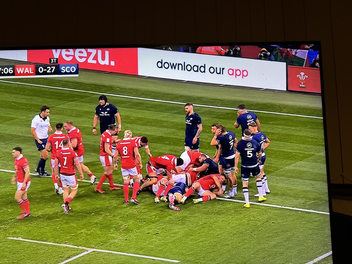 How proud!
Watching the 6 Nations too see Veezu advertising on national TV 

And picture taken just as Wales scored a try (even though I support England)

#sixnations2024
#rugby 
#wales 
#smarterlocalrides 
@veezugroup