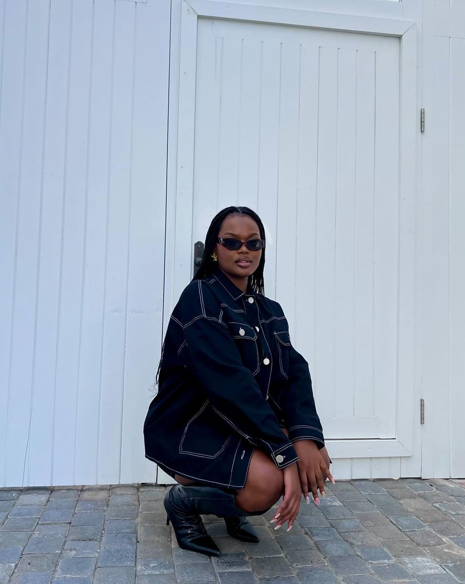 superbalist's tweet photo. Khuliso Mahosi is giving us a denim on denim look and we love it.
Shop now --> https://t.co/TdkHM4yNrN
#superbme https://t.co/s5SBEyLIQU