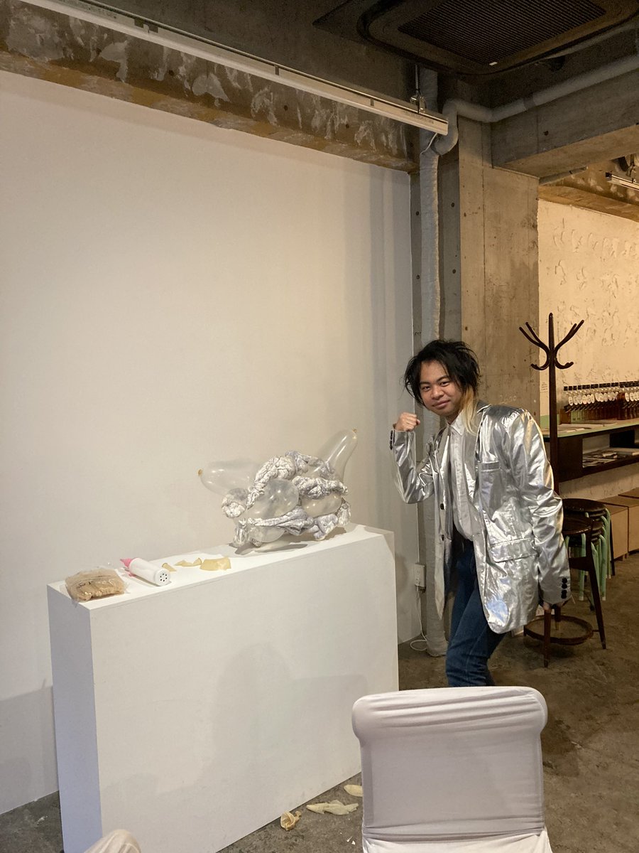 _satoketa's tweet photo. 六本木で今日までやってる「(Don't) Keep It」at アートかビーフンか白厨、楽しそうだったし楽しかった。 https://t.co/Cl1A4Vta2v