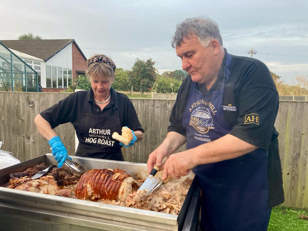 If you're planning catering for an event, family celebration or party, look no further than my fantastic Norfolk hog roast 🐽🐖🔪🍴 Book now to avoid disappointment! Call Brenda on 01328-713060
