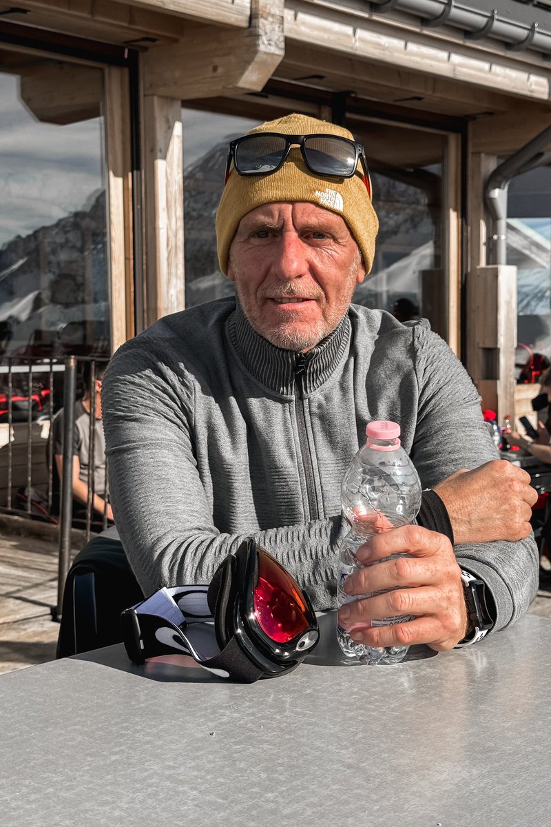 On top of the mountains is where everything makes sense. ☀️ #mountains #skifrance