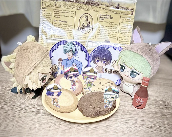 ステラコラボ〜!手作りのポップとかうちわとかちょっとしたグッズが飾ってあって嬉しかったし、久しぶりに食べたステラのクッキーが美味しくて1000000000000点だった………………………………………コースターも分厚くてとても良い………………………… 