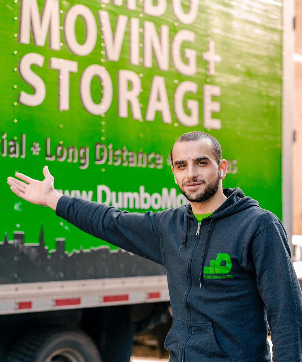 Dumbomoving's tweet image. Enjoy peace of mind with our professional packing, careful handling, and efficient transportation, ensuring your belongings arrive safely.

 #DumboMoving #FlawlessLogistics #ProfessionalPacking #ExceptionalService #SafeHandling #EfficientTransport #TrustworthyMovers