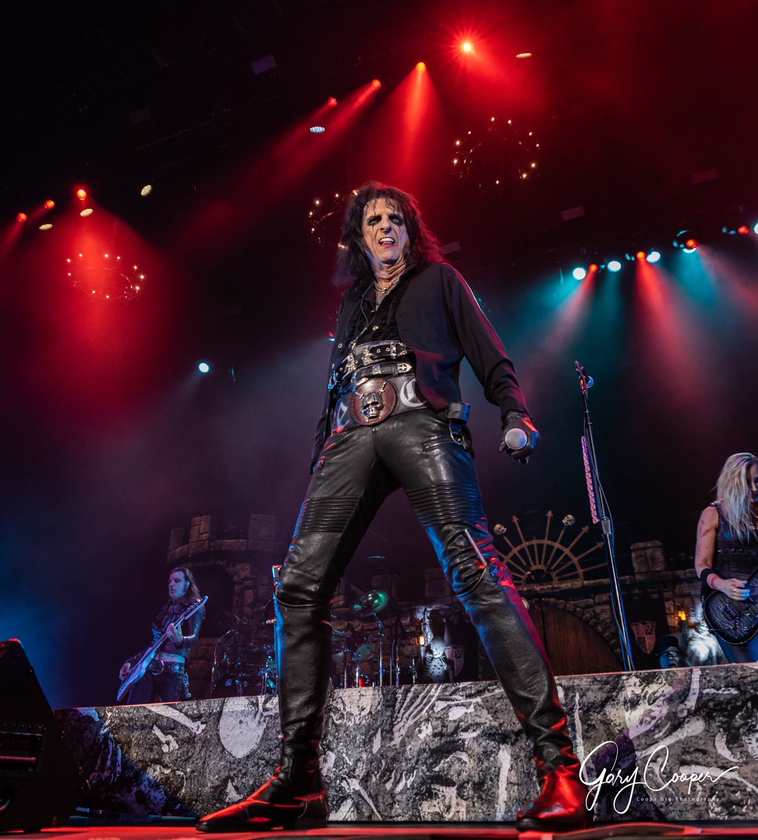 gary cooper tweet media