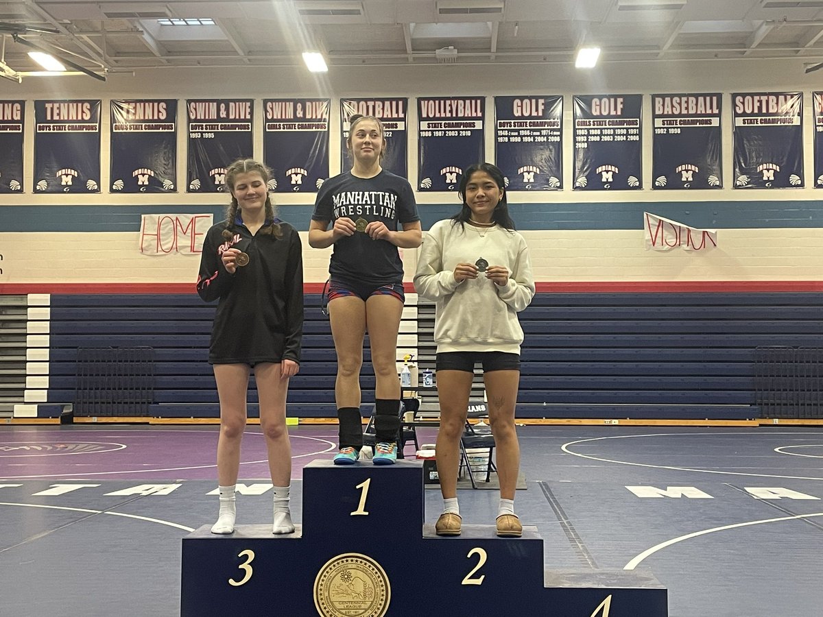 Taking second at league in the 120 pound weight class! Katina Keo!!