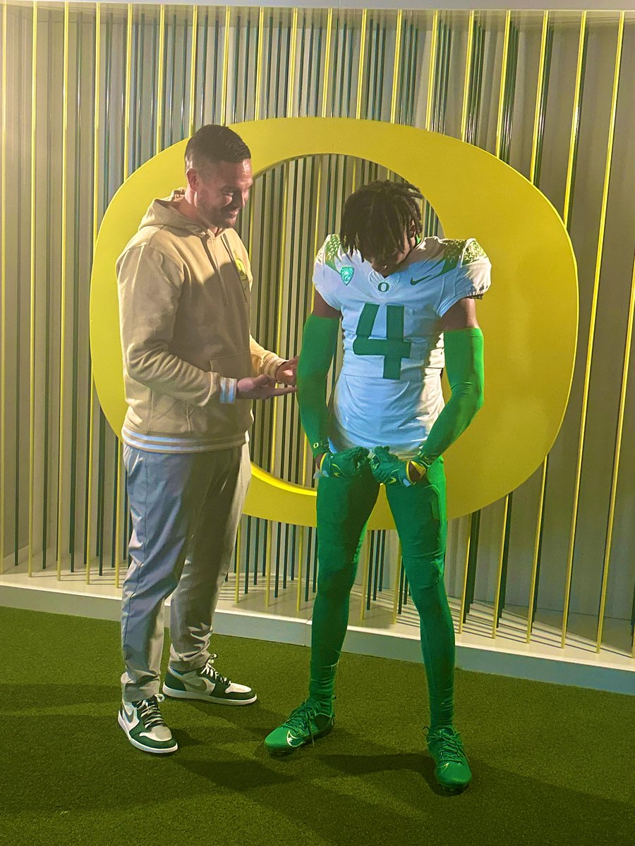 Wow had a blast this weekend ‼️ #Scoducks 🦆🔥 <a href="/CoachDanLanning/">Dan Lanning</a>