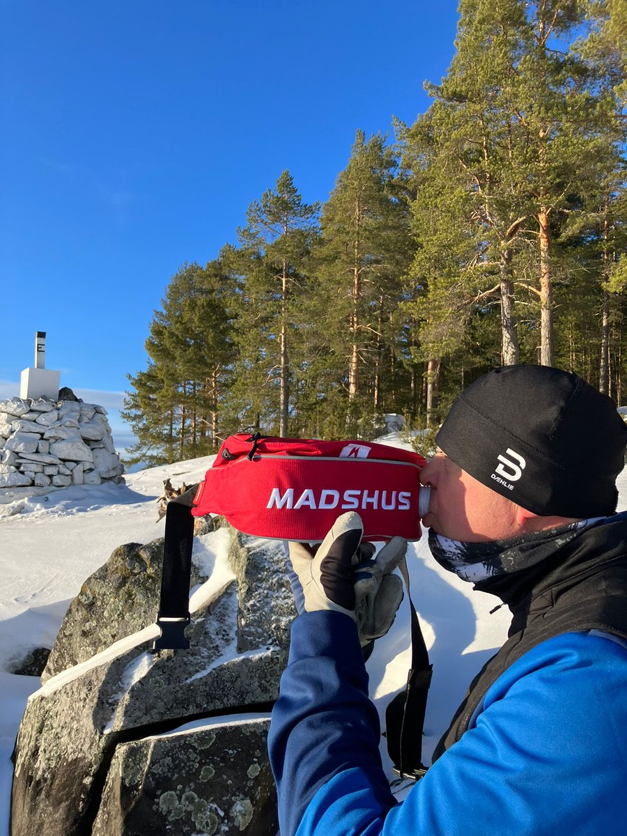 AkiPuustinen's tweet photo. Välihuikka #pertsaa https://t.co/YZuqIUUQ5y