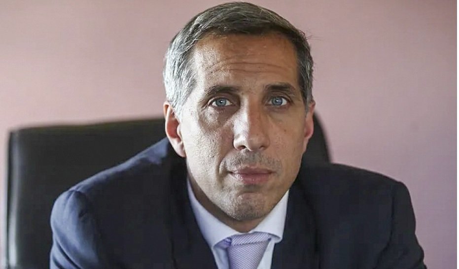 todolocontesto's tweet photo. 🚨¿Pensás que el Fiscal Luciani podría ser el Pato Bullrich de la Justicia en vez de Cúneo Libarona? https://t.co/fF12y07nuX