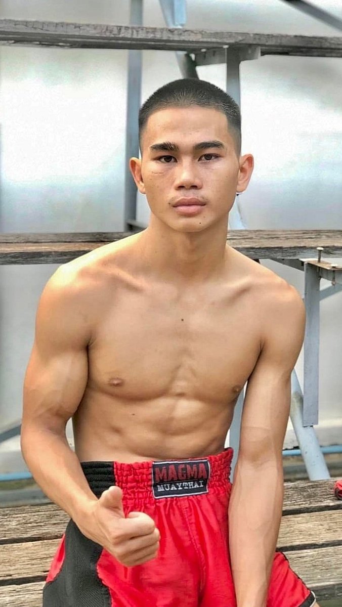 bodin_tor's tweet photo. Toey, Royal​ Thai​ Army​ &amp;​ Thai​ Boxer​.​ 🇹🇭😍💦💦💦 https://t.co/H93Md6Ynqk