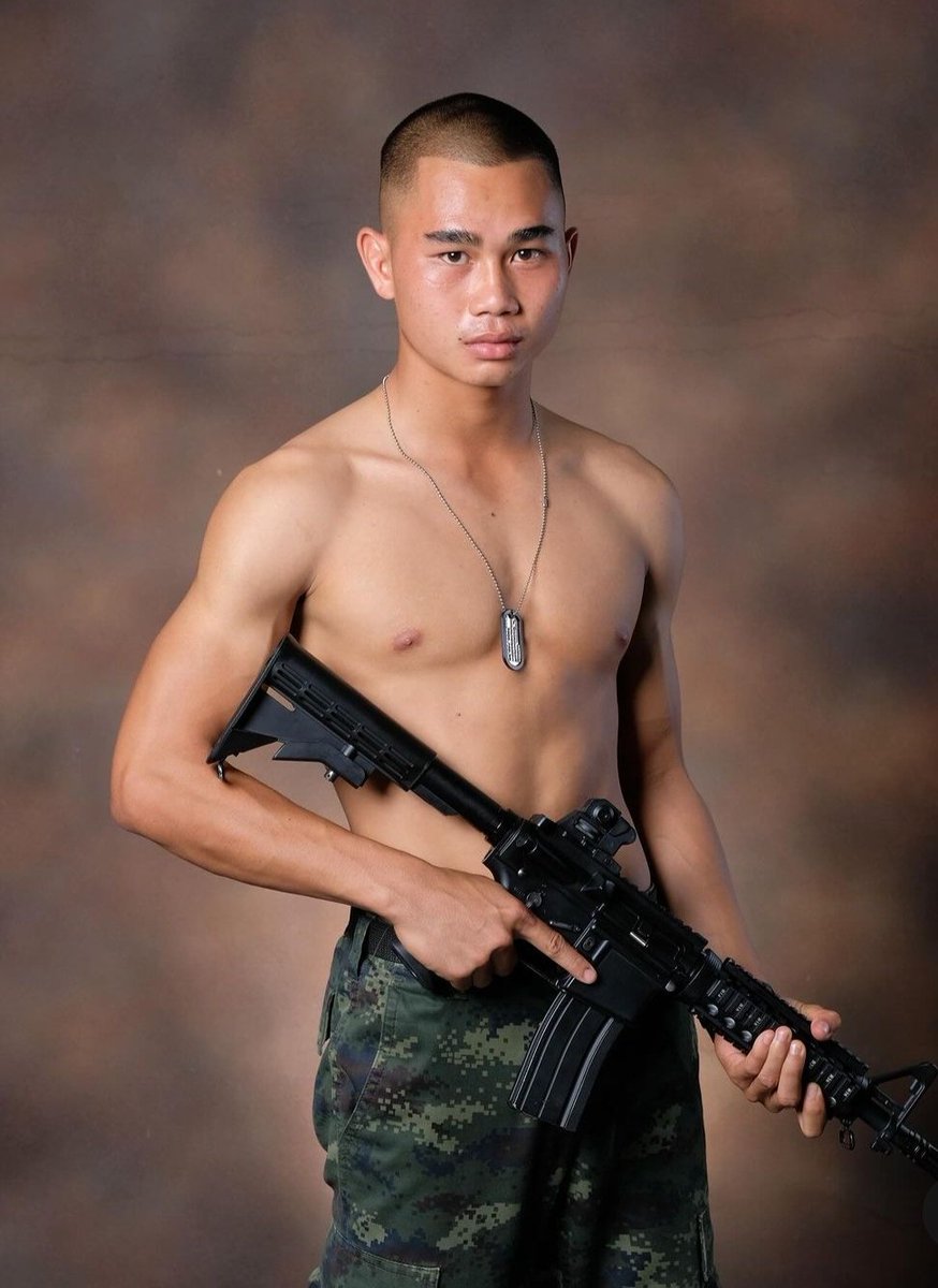 bodin_tor's tweet photo. Toey, Royal​ Thai​ Army​ &amp;​ Thai​ Boxer​.​ 🇹🇭😍💦💦💦 https://t.co/H93Md6Ynqk