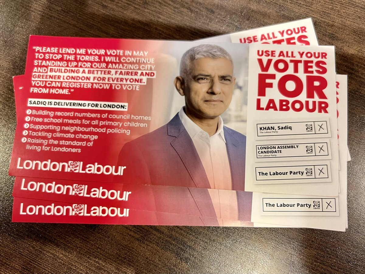 Leaflets for @SadiqKhan landing on doorsteps across Champion Hill #labourdoorstep